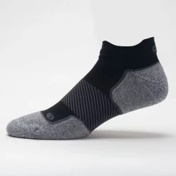 OS1st AC4 Active Comfort No Show Socks